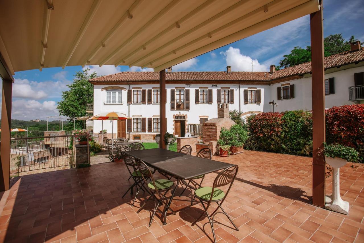 Il Pozzo Fiorito Apartment Cossombrato Bagian luar foto