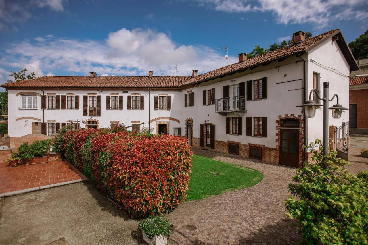 Il Pozzo Fiorito Apartment Cossombrato Bagian luar foto