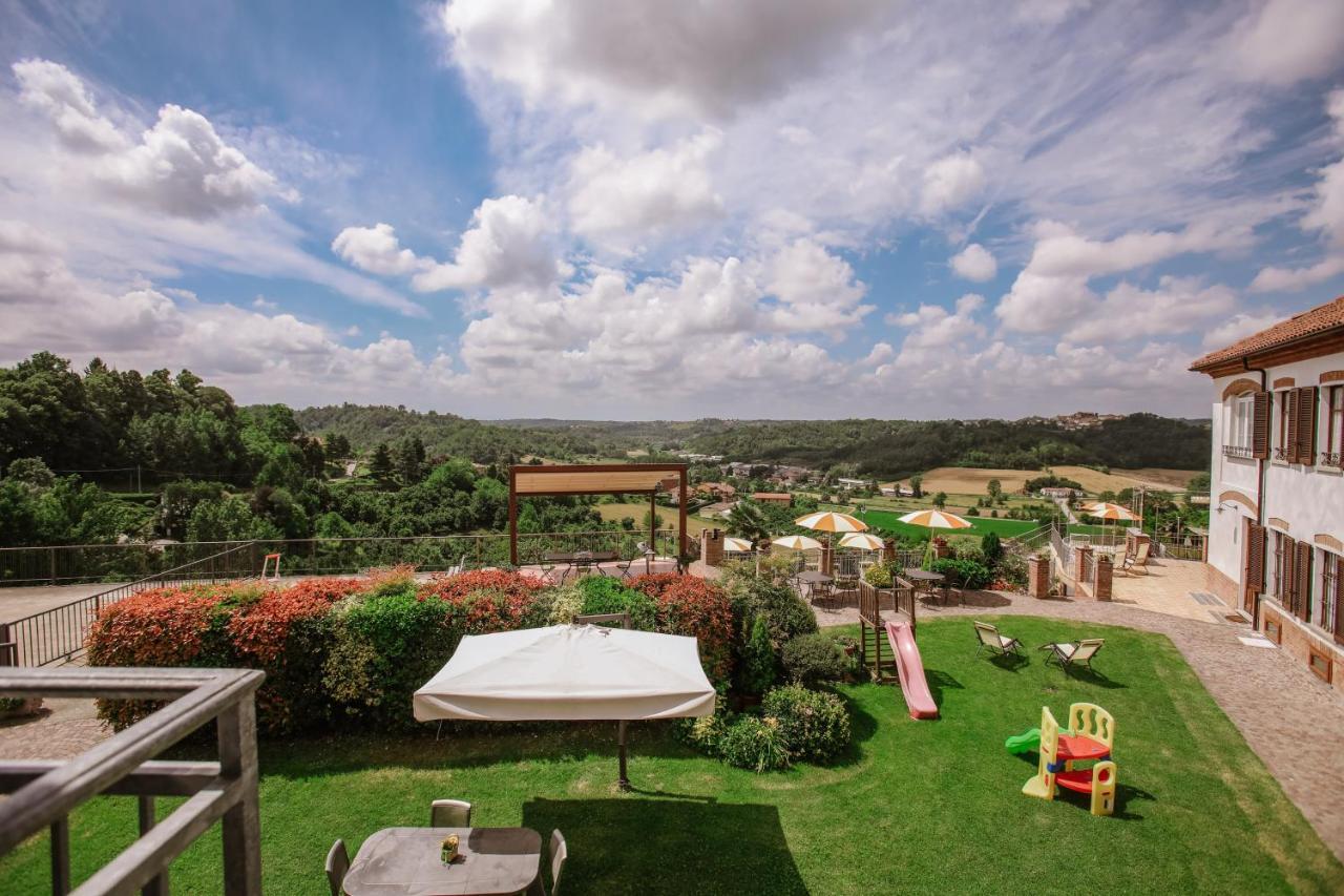 Il Pozzo Fiorito Apartment Cossombrato Bagian luar foto