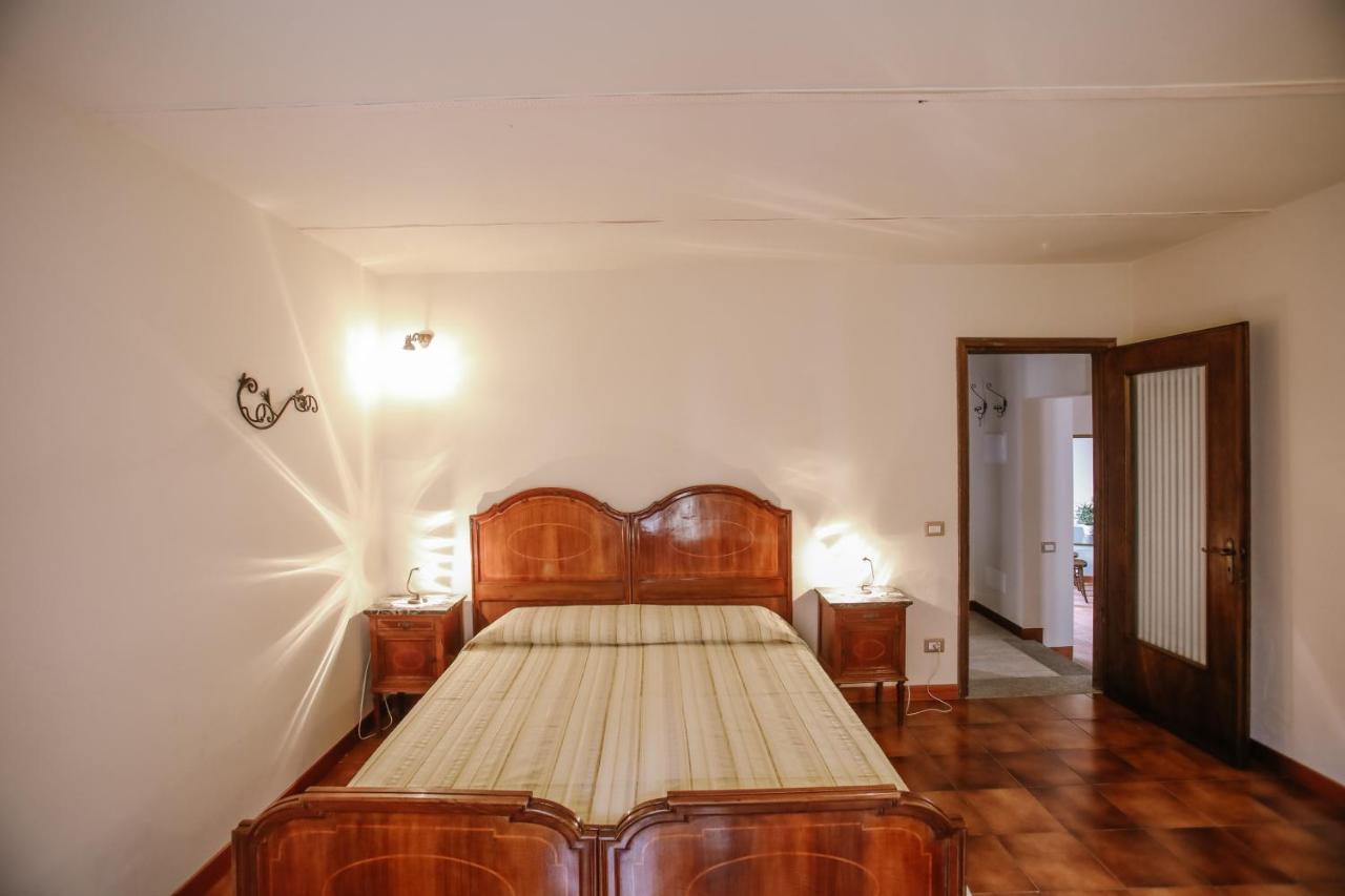 Il Pozzo Fiorito Apartment Cossombrato Bagian luar foto