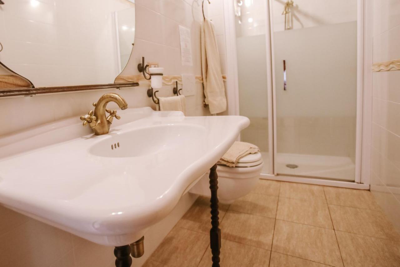 Il Pozzo Fiorito Apartment Cossombrato Bagian luar foto